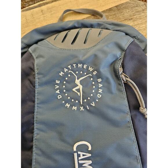 Dave Matthews Band Camelbak Cloud Walker Hydration Backpack 2010 Fire Dancer NWT - Picture 2 of 10